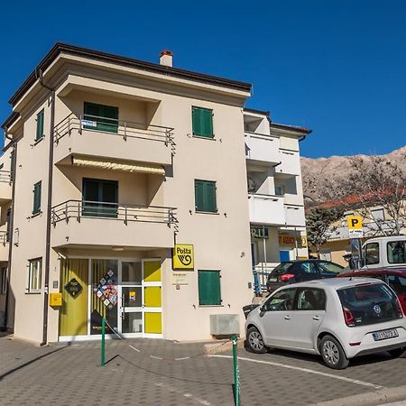 Apartments Happy Stay Center Baska Екстериор снимка