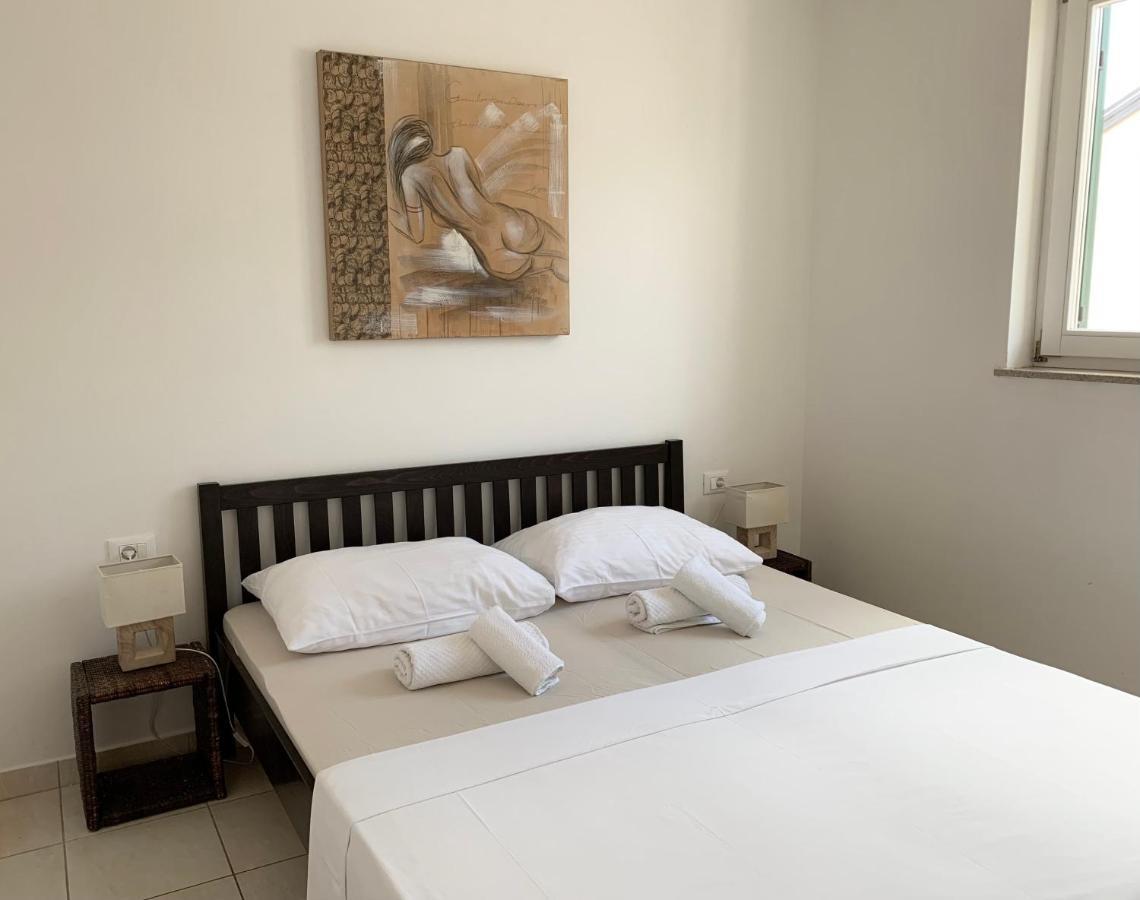 Apartments Happy Stay Center Baska Екстериор снимка
