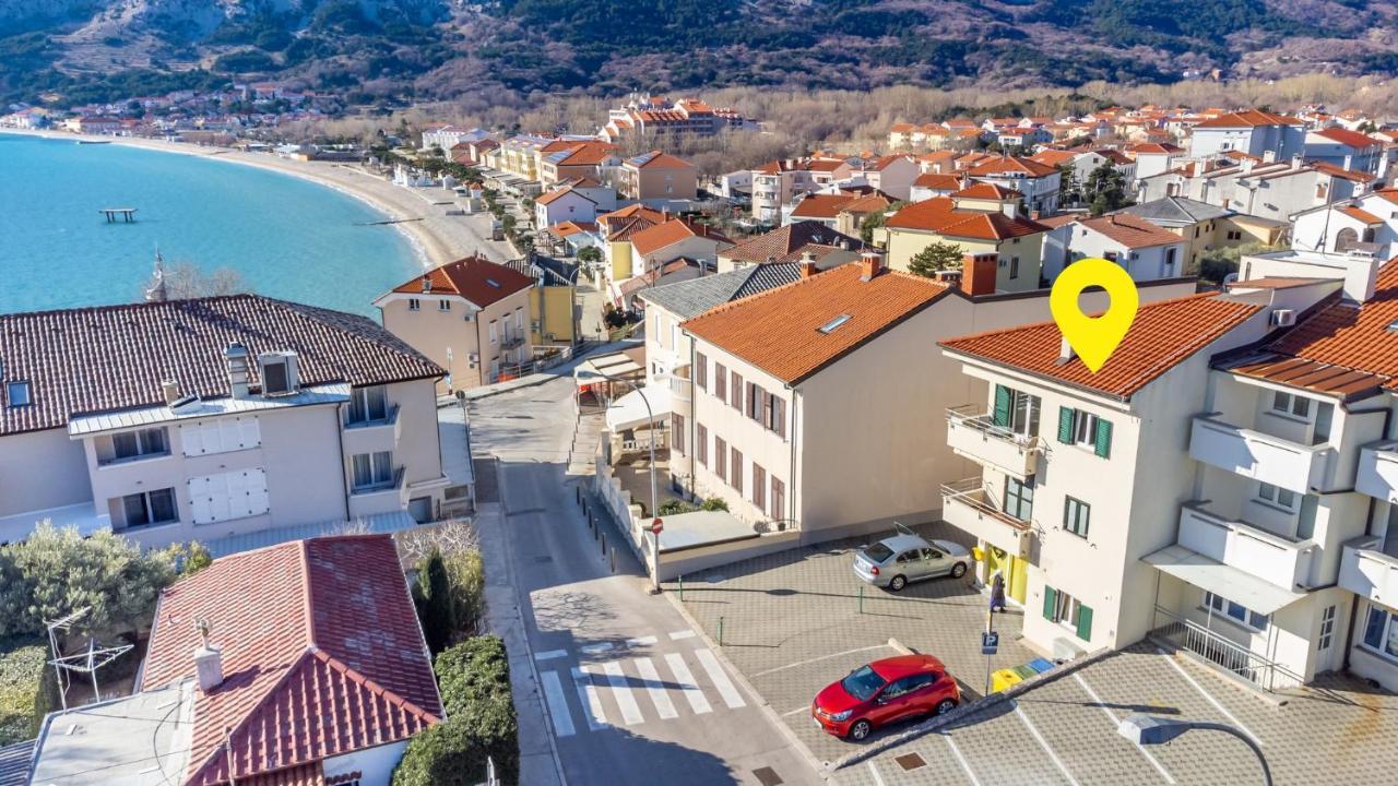 Apartments Happy Stay Center Baska Екстериор снимка