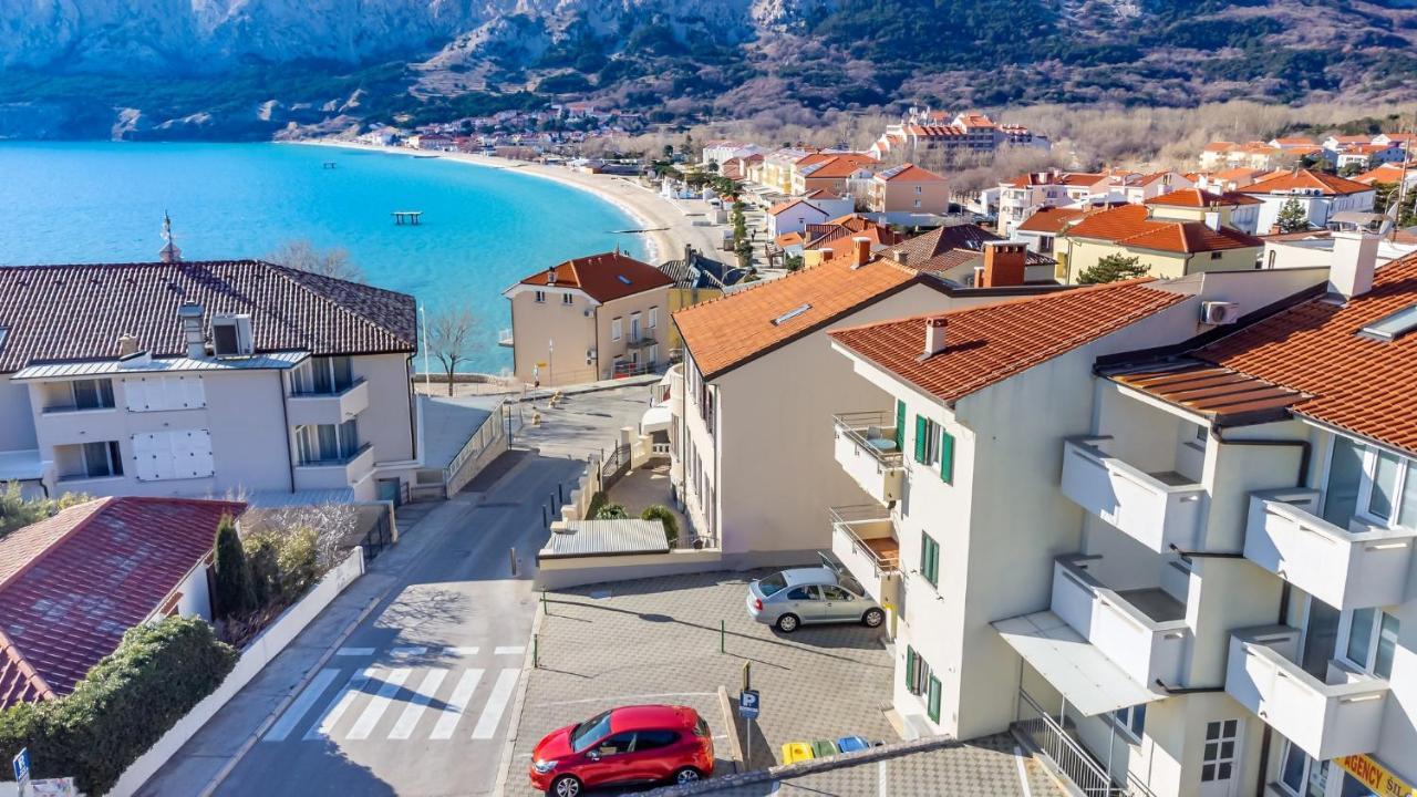 Apartments Happy Stay Center Baska Екстериор снимка